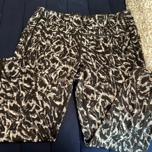 Dsg Leggings With Pockets